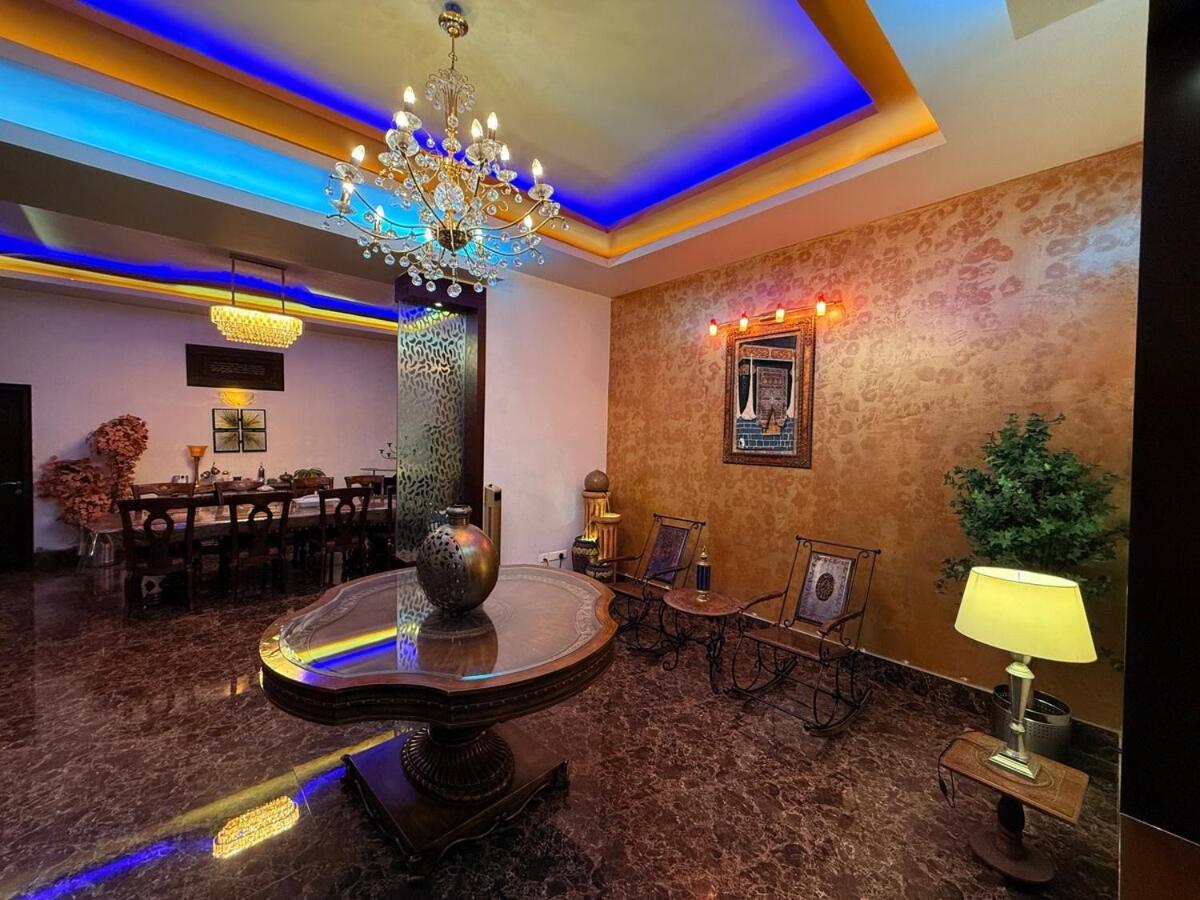 ג'איפור Palm Mansion By Palm Leisure Stays מראה חיצוני תמונה